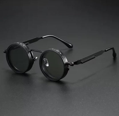 😎 Adaptive Clarity™: Polarized Adjustable Sunglasses – Go from Basic to Bold 🫵🏾!